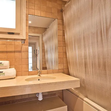 Bmyguest - California Beach Apartment Sesimbra
